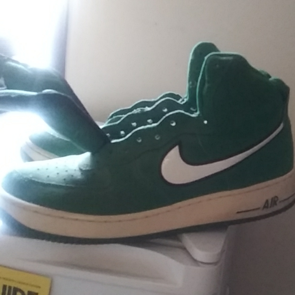 Apple green air Force 1